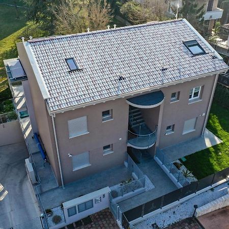Rio Beach Apartment Desenzano del Garda Kültér fotó